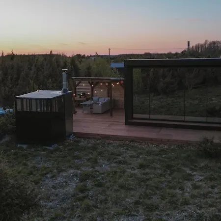 Juniper Minivilla Jacuzzi & Sauna ヴィラ *