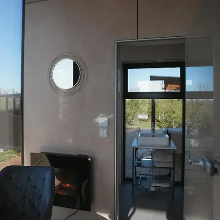 Villa Juniper Minivilla Jacuzzi & Sauna *