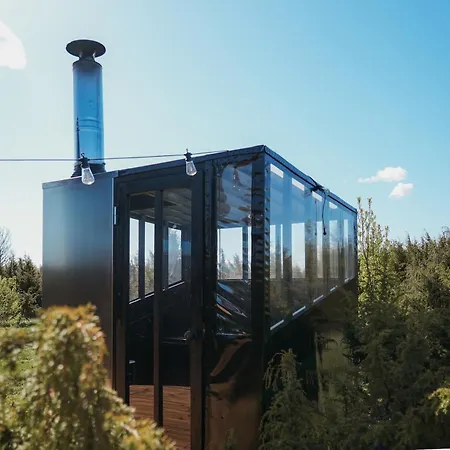 Juniper Minivilla Jacuzzi & Sauna * Soderby