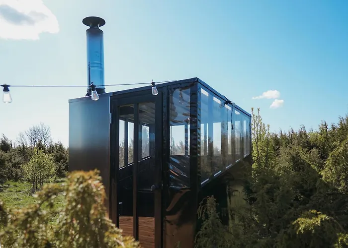 Juniper Minivilla Jacuzzi & Sauna * Soderby